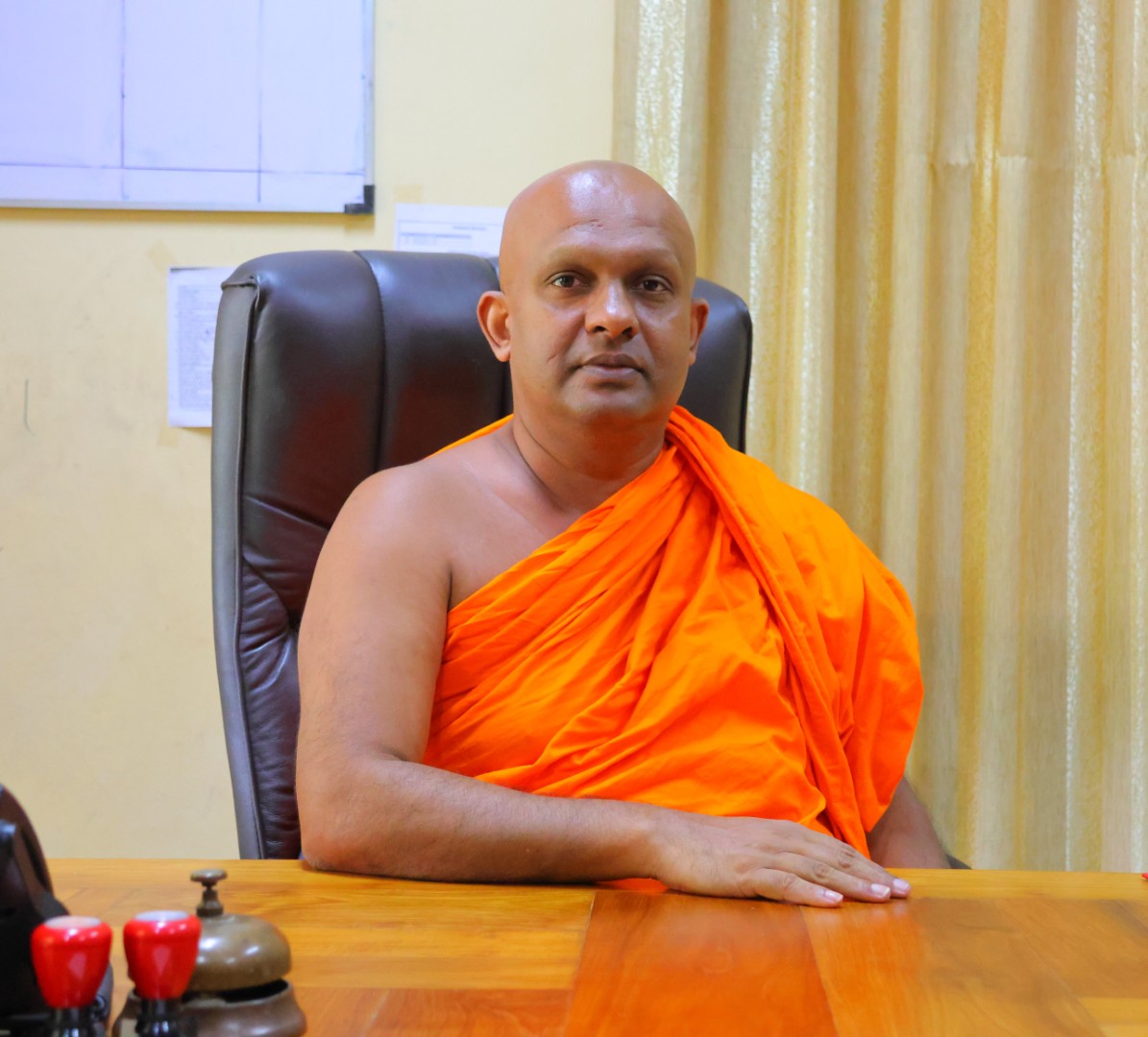 Prof (Chair). Ven. Welivita Soratha