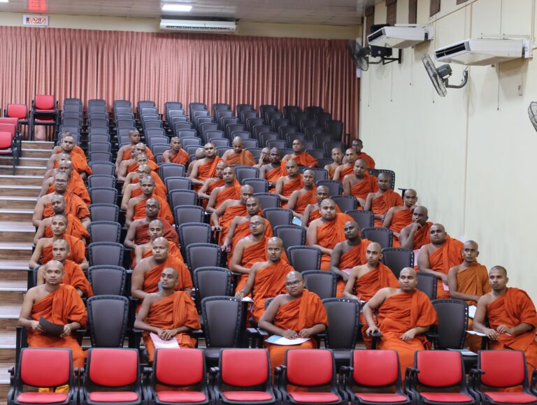 Faculty_buddhist_studies_busl