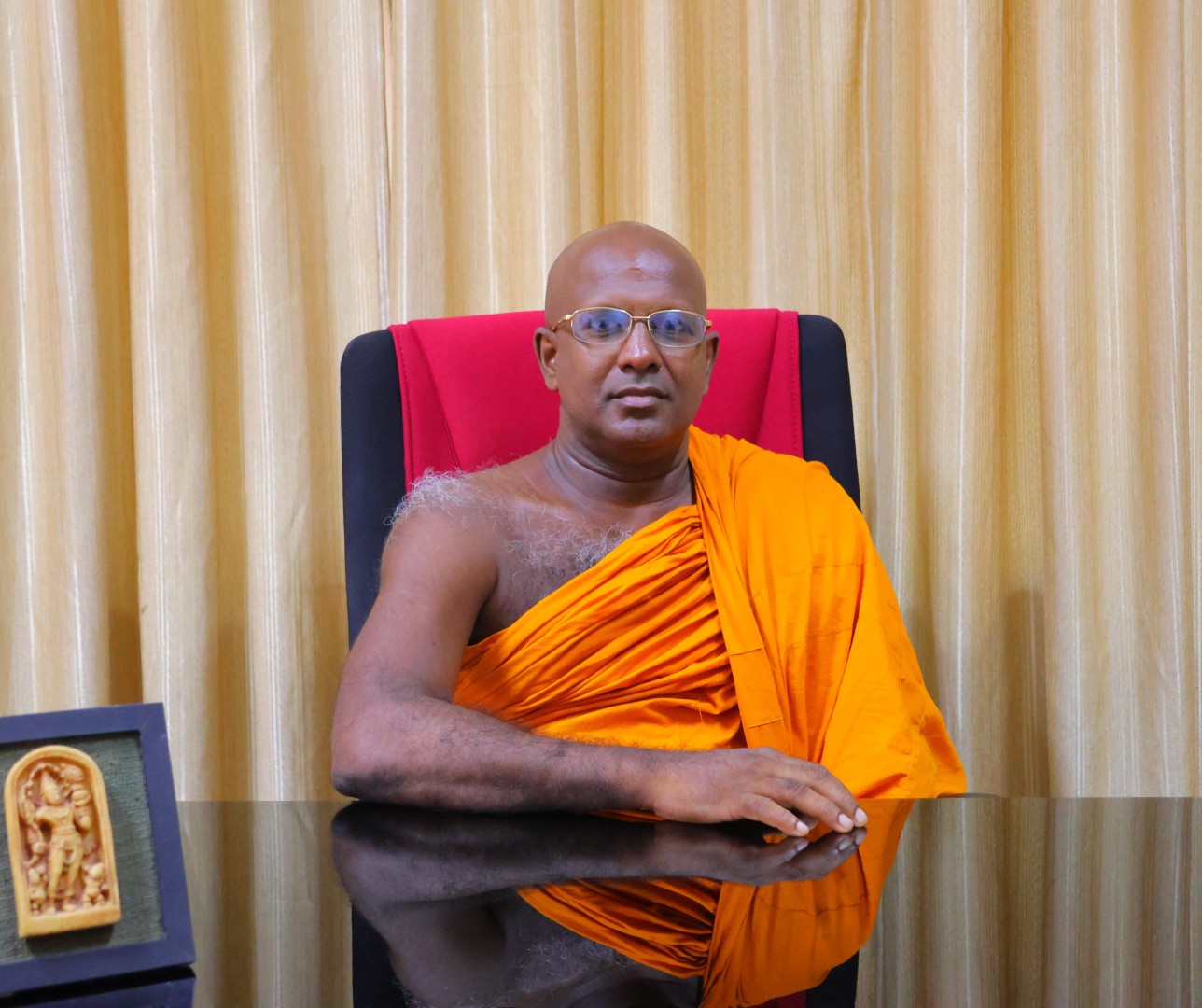 Portrait of Ven. Mediyawe Piyarathana