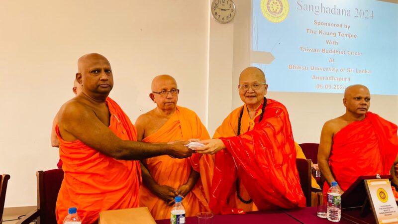 17th Annual Visit of Most Ven. Prof. Hui Kong (9)