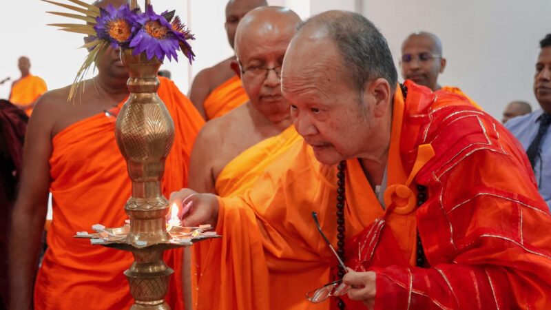 Arrival of Most Ven. Prof. Hui Kong to the BUSL (12)