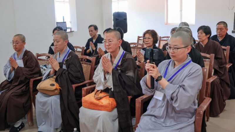 Arrival of Most Ven. Prof. Hui Kong to the BUSL (3)