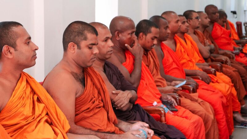 Arrival of Most Ven. Prof. Hui Kong to the BUSL (4)