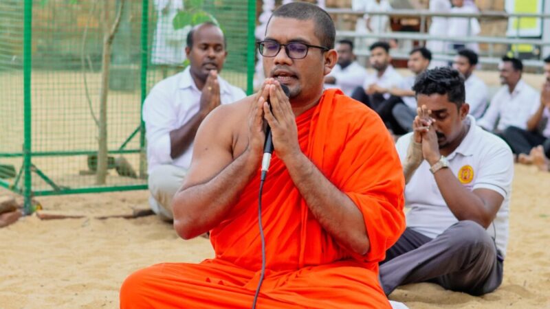 Bodhi Pooja at Jaya Sri Maha Bodhi