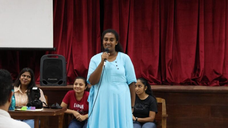 English Field visit to Gavel Club of Rajarata University of Sri Lanka (1)