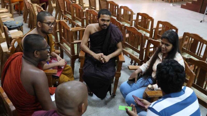 English Field visit to Gavel Club of Rajarata University of Sri Lanka (10)