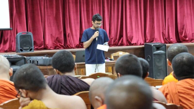 English Field visit to Gavel Club of Rajarata University of Sri Lanka (12)