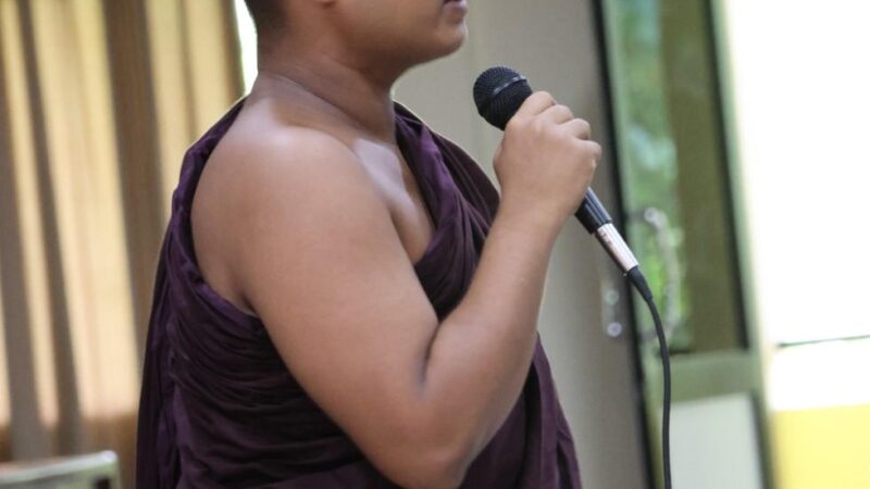 English Field visit to Gavel Club of Rajarata University of Sri Lanka (5)