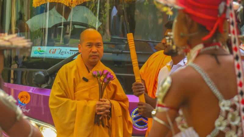Prasada Pooja Ceremony and Generous Donation to Support Student Monks (5)