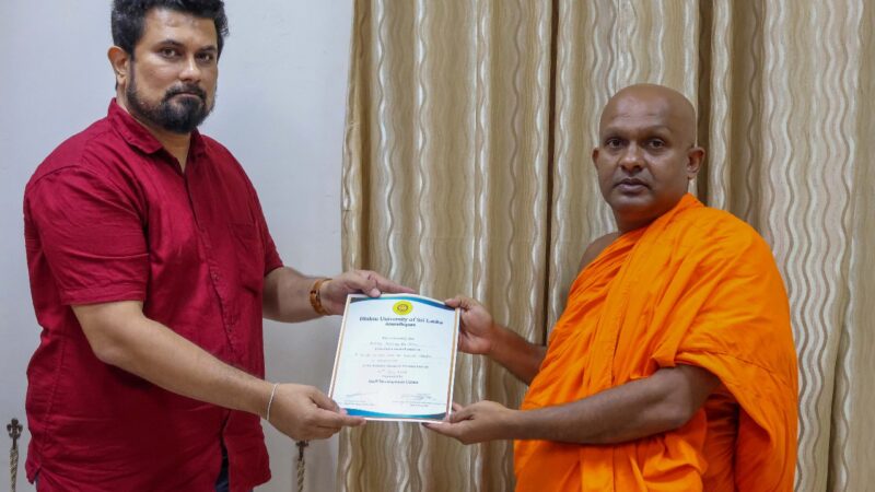 Research Presentation Sessions for Academic Staff (1)