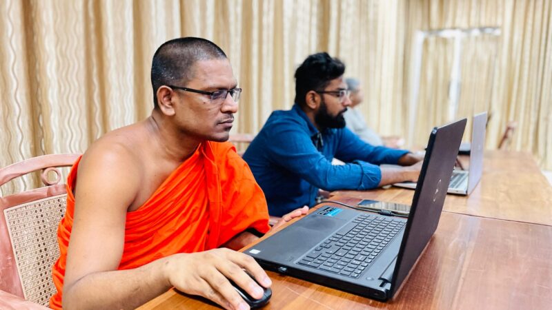 Special Lecture on Managing Academic Profiles on Scientific Social Networks (12)