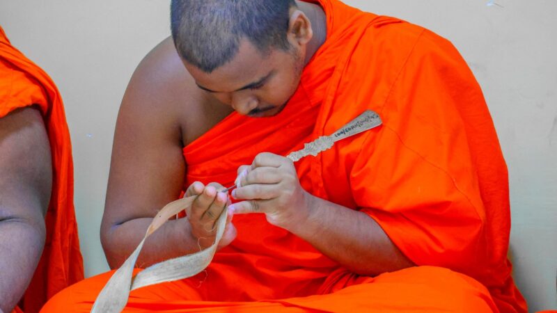 Training Workshop on Reading, Writing, and Conservation of Palm Leaves (3)