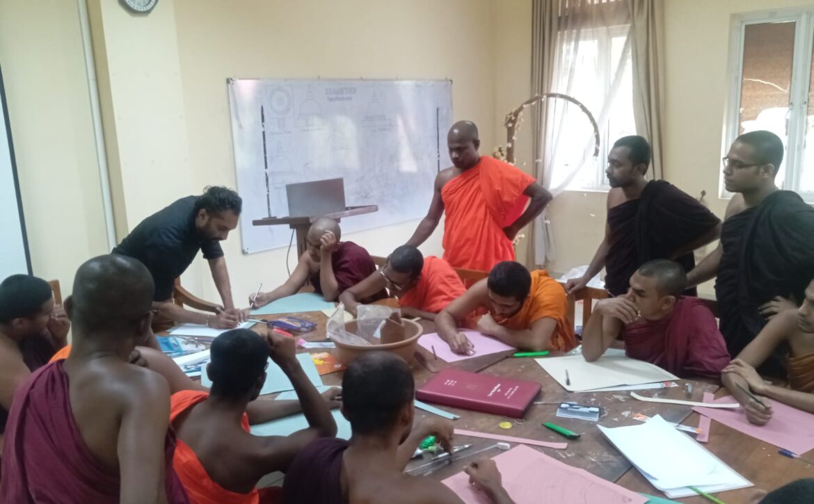 Read more about the article Workshop on Artifact Drawing and Planning