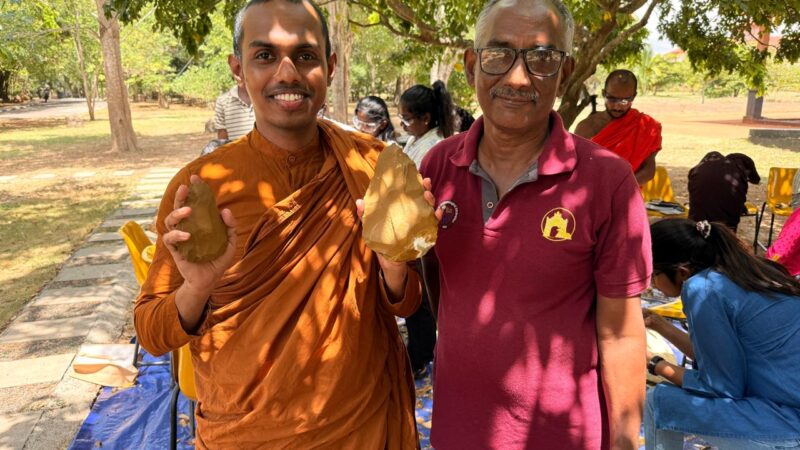 Stone tools Workshop held at Bhiksu University of Sri Lanka (15)